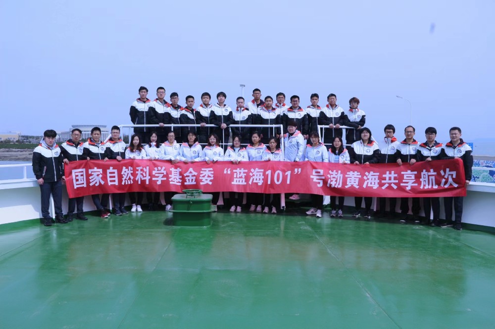 Bohai and Yellow Seas, Blue sea 101, 2022.